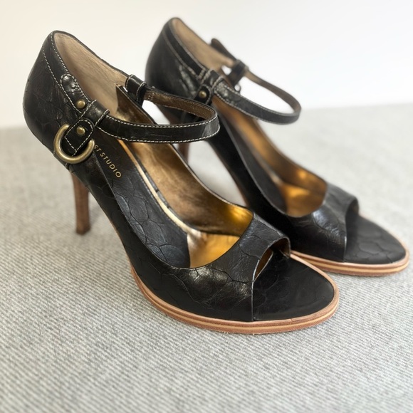 Nine West Shoes - Nine West Studio Black Leather Peep Toe Heels Size 8 Mary Jane Pumps